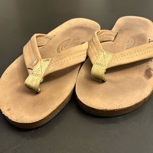 Rainbow Men’s size 9